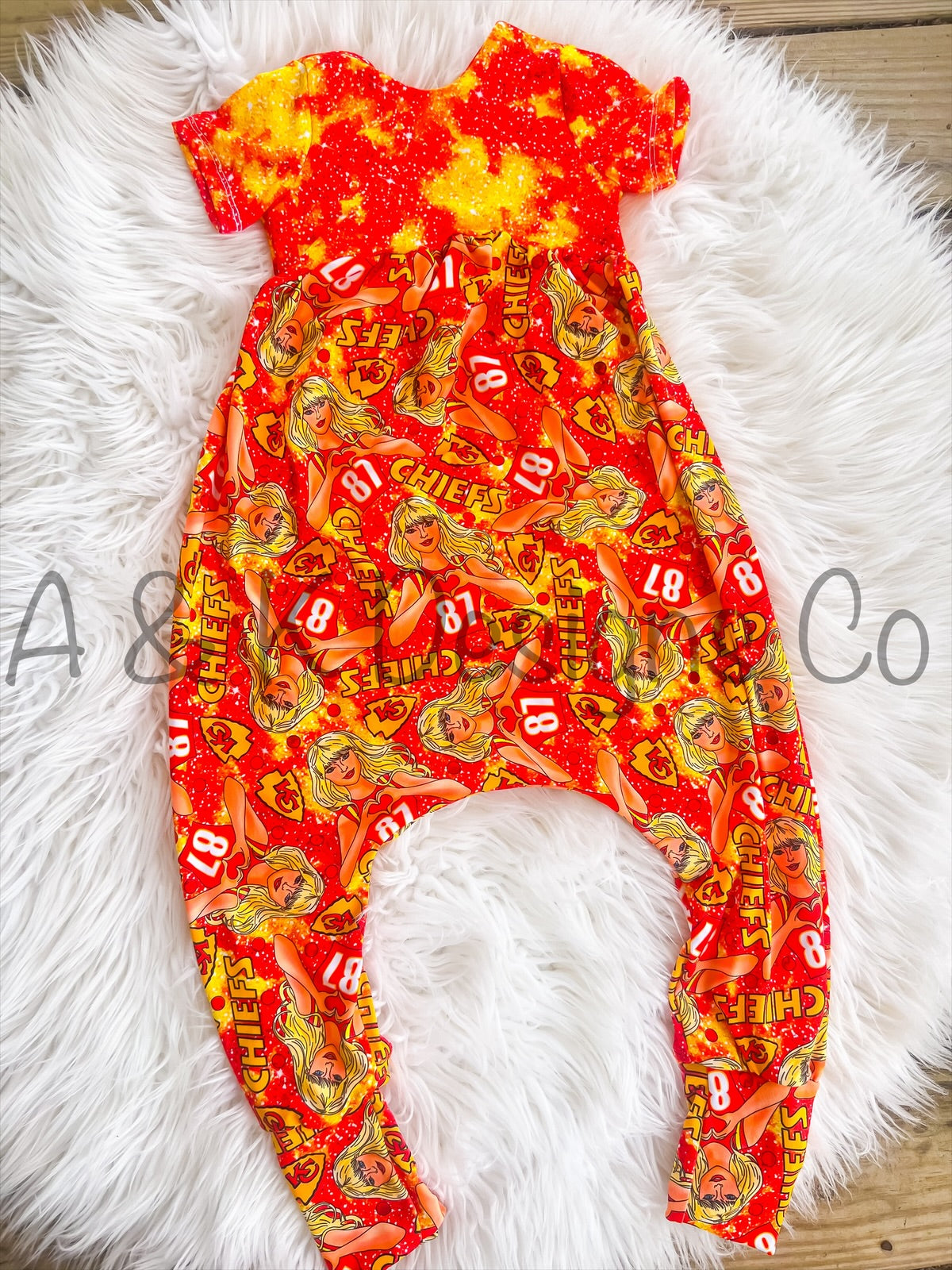 Traylor Red & Yellow Glitter + Coord
