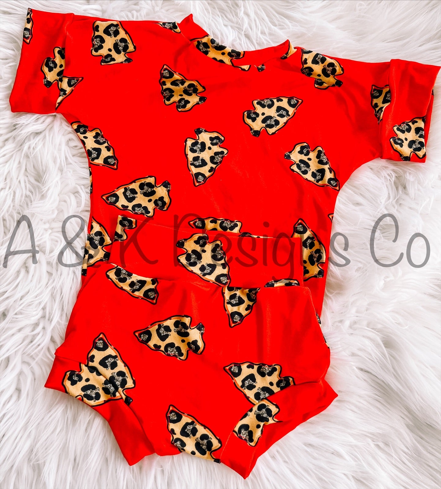 Cheetah Arrowheads